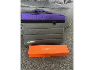 värvikaartide komplekt Pantone