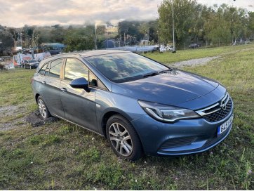 Opel Astra Sports Tourer, reg.märk 645HVC (2017)