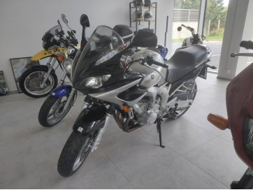 Yamaha FZ6 Fazer, 600 cm³ (2003), ls 18565km - avalik enampakkumine