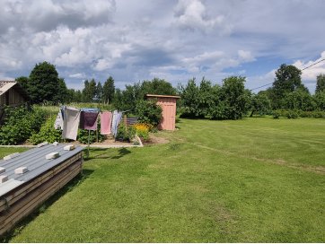 2-toaline korter: Lääne-Viru maakond, Rakvere vald, Paatna küla, Ernamaja 1 (44,4 m2; 1/2 korrus)