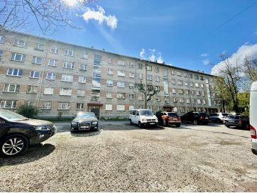 3-toaline korter: Narva linn, Rakvere tn 34-52 (50,10 m2) 3 korrus
