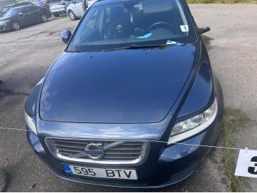 Sõiduk VOLVO V50 VIN: YV1MW84E1B2593805 reg märk 595BTV